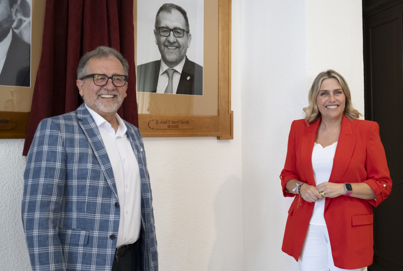 El retrat de l'expresident José Martí ja penja a la Sala de Comissions de la Diputació de Castelló