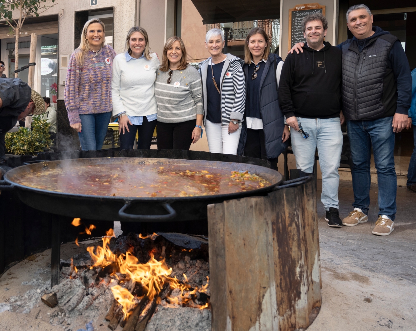 Marta Barrachina refuerza su apoyo al Día de las Paellas de Benicàssim como gran atractivo turístico